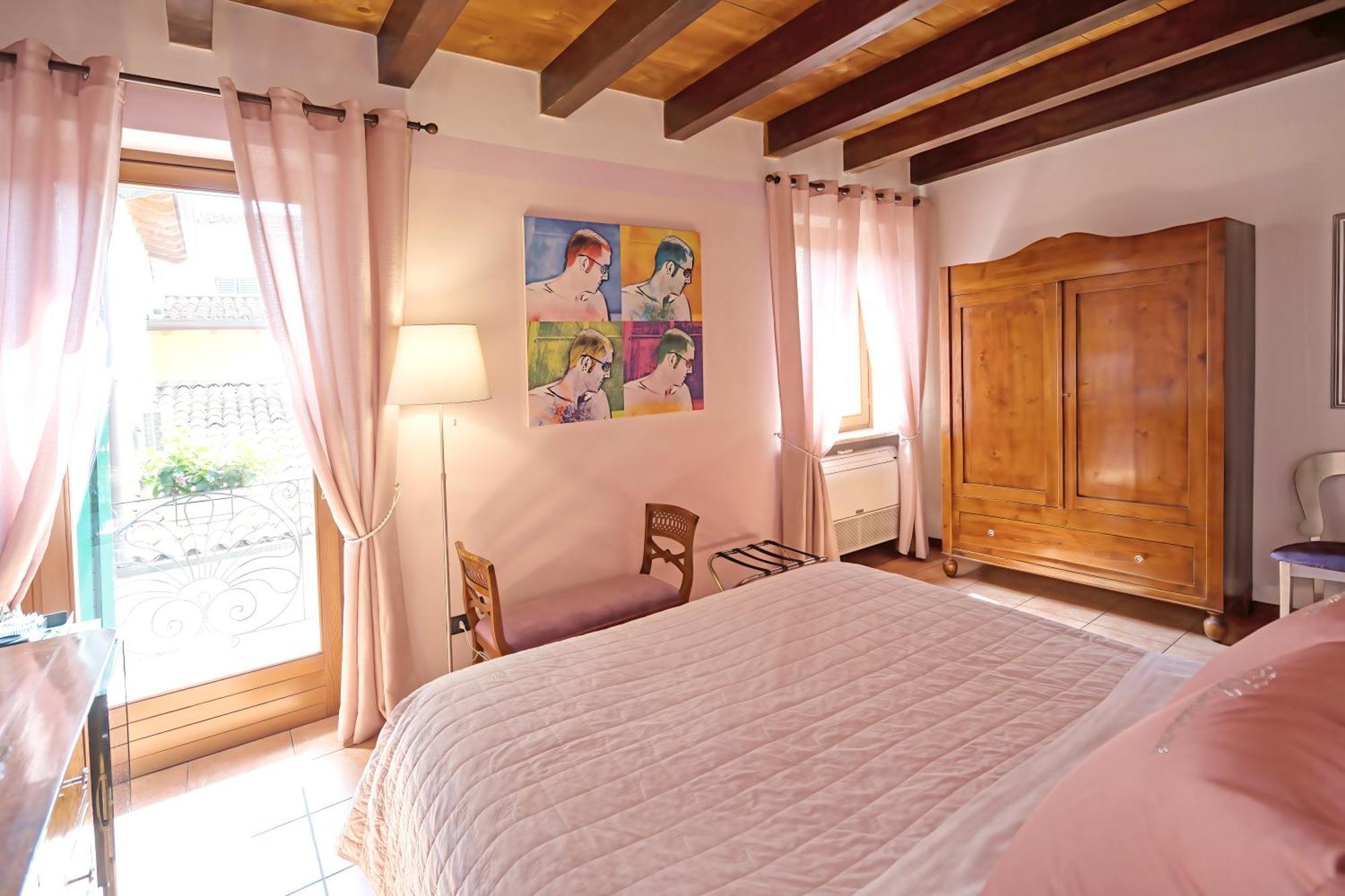 Veronetta House
